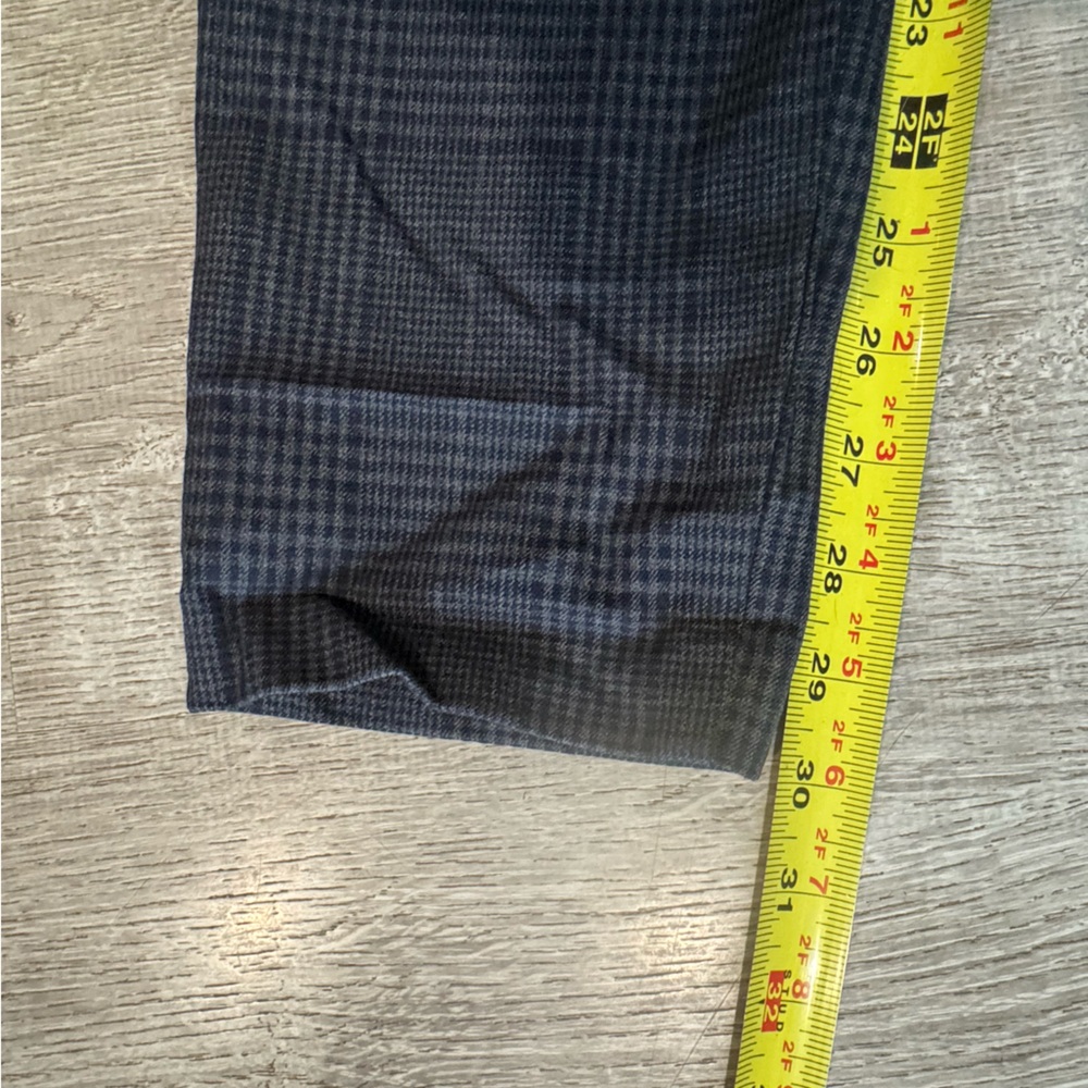 Old Navy Navy High rise Plaid Pixie Pants with pockets size 12 - Picture 4 of 7